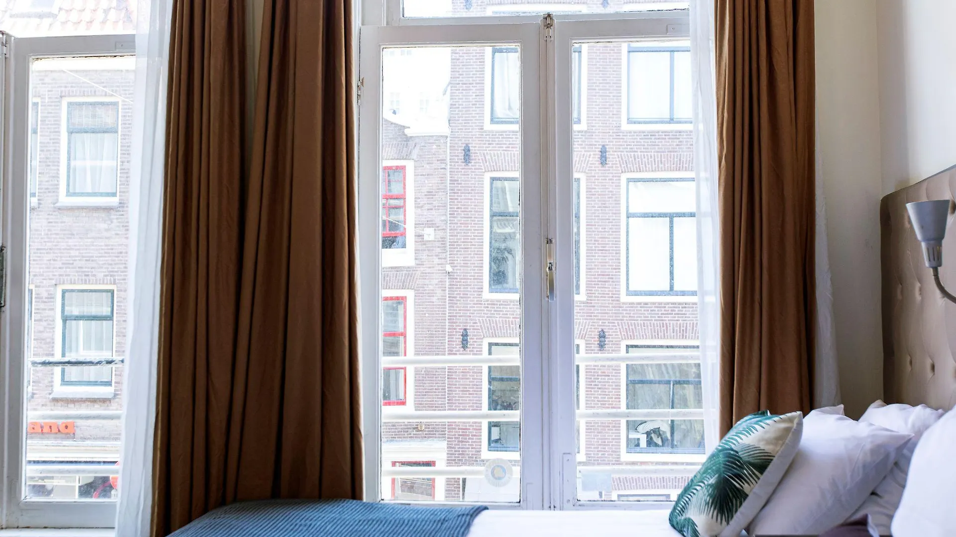 Quentin Arrive Hotel Amsterdam